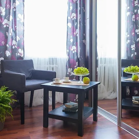 Vip-kvartira By Nezavisimosti 46 Apartment *