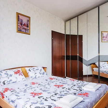 Vip-kvartira By Nezavisimosti 46 Apartment *