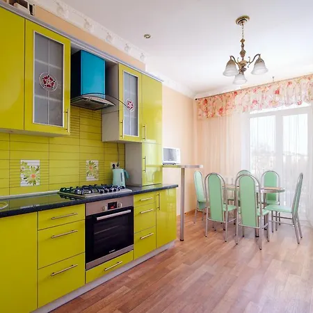 Apartment Vip-kvartira By Nezavisimosti 46 *